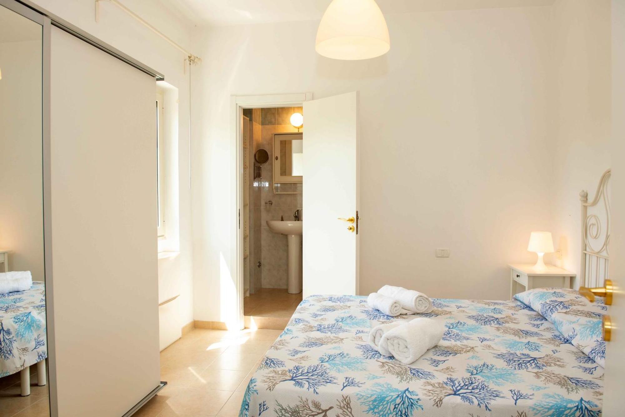 Aria Di Mare Vieste - Luxury Apartments By The Sea Kültér fotó